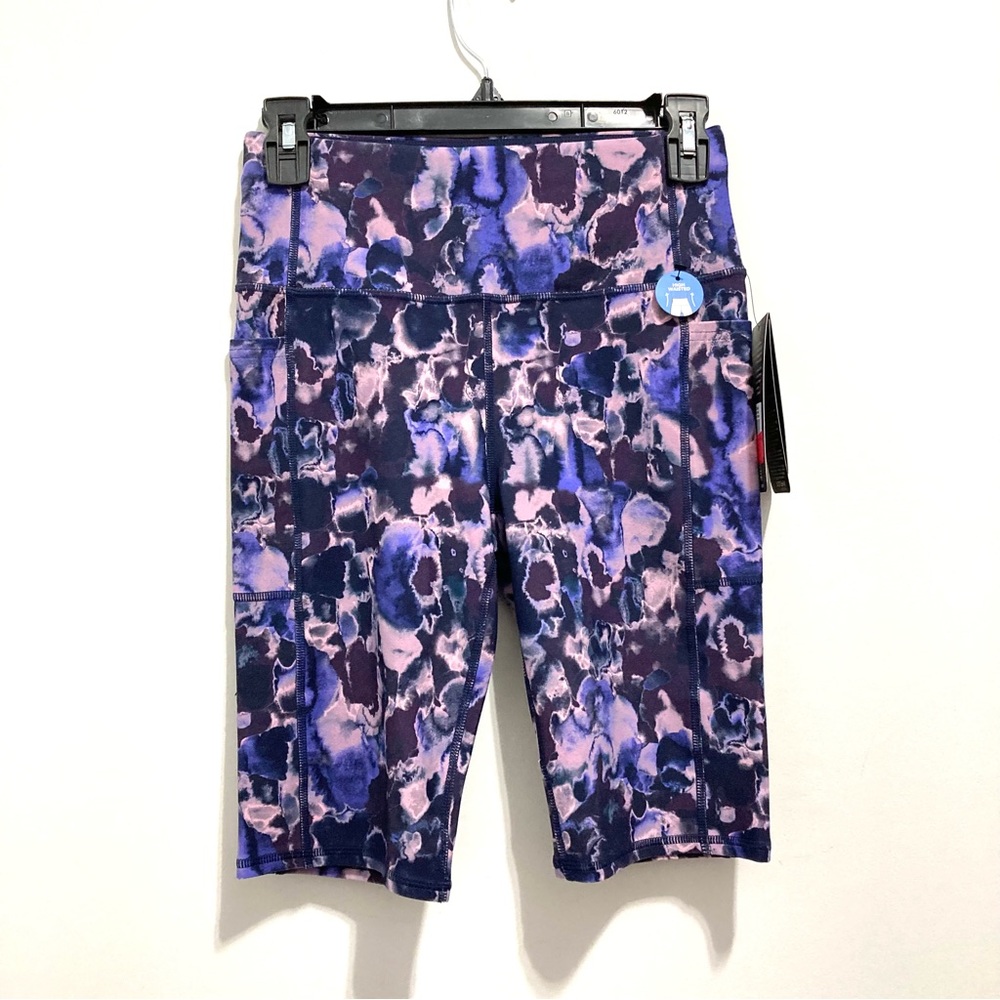 NWT Skechers High Waisted 10” Inseam Compression Biker Shorts